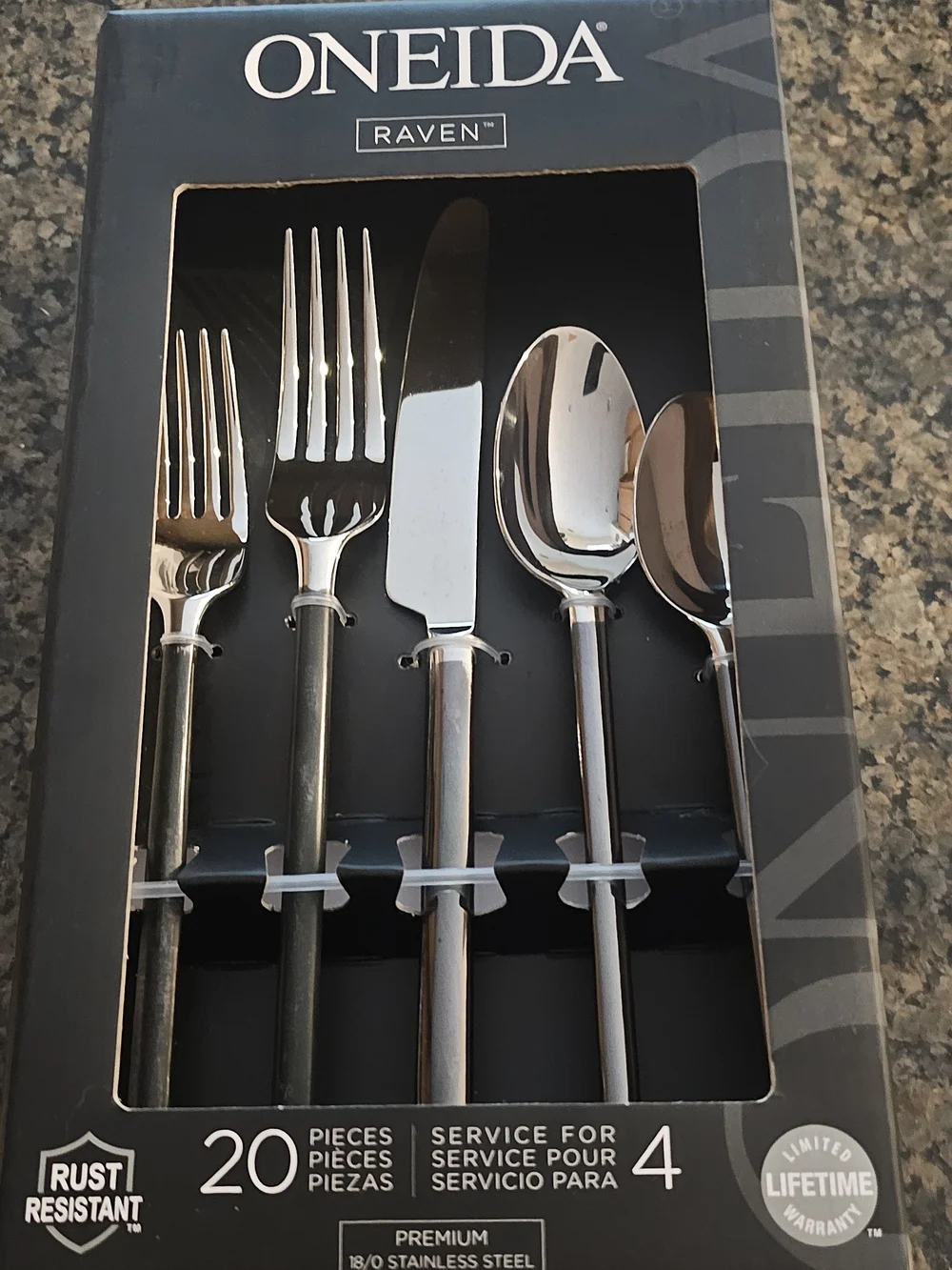 Oneida Stainless Steel Flatware Set in Silver and Black